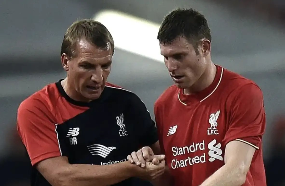 致敬联赛最后一尊大恐龙，他的球员生涯是半部英超历史